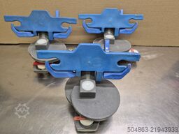 Stork portioning shackle (broiler)