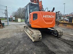 Hitachi ZX 135 US-5