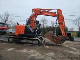 Hitachi ZX 135 US-5