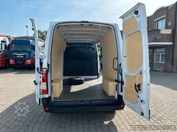 RENAULT Master Kastenwagen 4x2