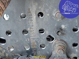 Mercedes-Benz Actros 1842