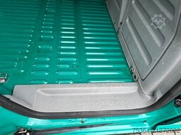 VOLKSWAGEN Caddy 1.9 TDi 77 KW L1H1 Ahk Schiebetür Euro 4