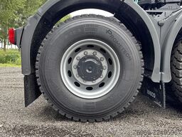 Iveco T-Way AT720T47TH ADR Tractor Head (5 units)