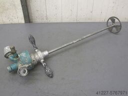 unbekannt mit Rührstab