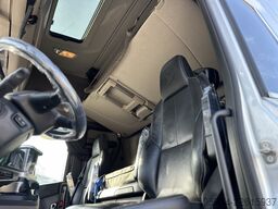 SCANIA 590 S V8