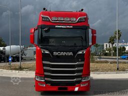 SCANIA 580 S V8