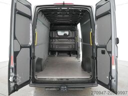 VW Crafter Kasten L4H3 Tachograph äden