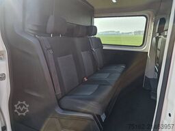 VOLKSWAGEN CRAFTER 2.0 L3H2 Dub Cab Navi