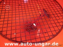 Kubota B2410 4x4 Kommunaltraktor Winterdienst