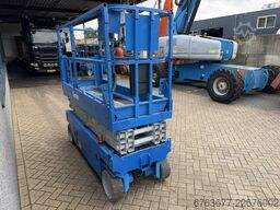 GENIE GS-2032 schaarlift schaar hoogwerker 2005uur 8mtr werkhoogte
