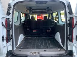 Ford Connect Combi 230 L2 - 5 posti Autocarro N1