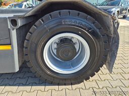 Kalmar TR6181 4X4 - 1 OWNER