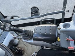  880 Radlader Allrad / Swiss-Vehicle