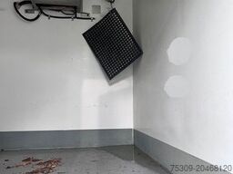 MERCEDES-BENZ 815 Thermoking mit Rohrbahnen TÜV NEU