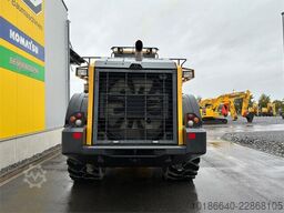 Komatsu WA500-8