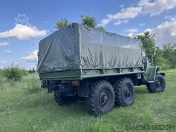 Ural 375D Ural 375D 6 x 6, 7.0 V8