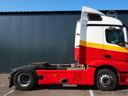 Mercedes-Benz Actros 1942 tractor unit