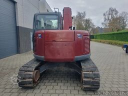 New Holland Kobelco E70 - 8 TON