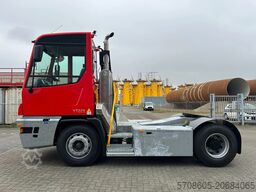 Terberg YT 223 4x2 aangedreven terminal trekker