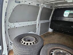 MERCEDES-BENZ Vito 122 CDI LANG|V6|1.HAND|2,5tAHK|XENON|AC|PTS