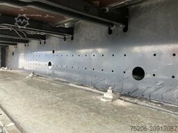 Krone Profi Liner SDP 27 eLB50-CS mit Ladebordwand