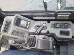 Yanmar VIO 57-6A with 3 excavator buckets