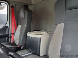 Renault D 210 P4x2 - ACC. - 33-BPX-1 - BAKWAGEN - 12 TO...