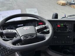 Scania R560 6x2-4 BL Fahrgestell