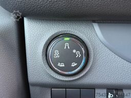 Peugeot EXPERT 2.0 120 EAT 8 L2H1