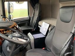 DAF XF 460 Low Deck_ SSC_ Intarder_2xTank_ NEW TACHO