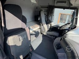 MERCEDES-BENZ Actros 2660 6x4 Holztransport mit Kran Penz 10Z8