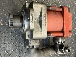 16 Stück Bucher 5-H2-40 und 2-H2-4