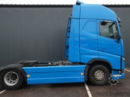 Volvo FH 480 LNG Globetrotter tractor unit