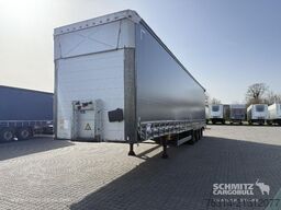 Schmitz Cargobull Curtainsider Mega Getränke