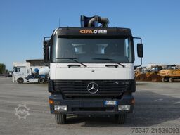 Mercedes-Benz ACTROS 3335