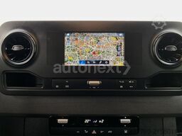 MERCEDES-BENZ Sprinter 319 DoKa Aut. *3,0 V6* 7-SITZE+AHK 2,8t