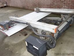 Dhollandia 2000KG ONDER SHUIFKLEP