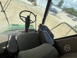John Deere 9500