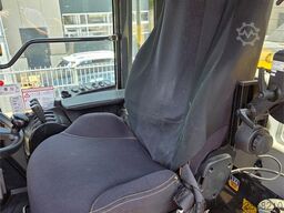 Komatsu WA320-8E0