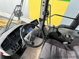 Komatsu WA500-8E0