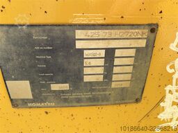 Komatsu WA500-8E0