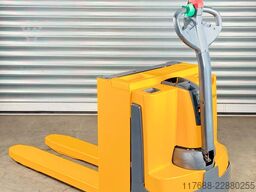 Jungheinrich EJE C20 - Service Neu + Garantie - 3648 Std.