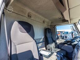 DAF LF55 250 +CHEREAU+THERMO KING+DHOLLANDIA1.5 T.
