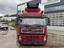 VOLVO FM-300 4x2 Carrier 850 Supra