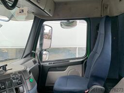 Volvo FM1850-T Terberg 8x4 hooklift
