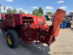 New Holland 276