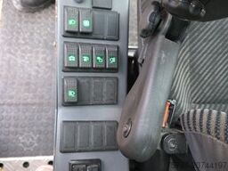 LIEBHERR LRS V645 Reachstacker/ Containerlader