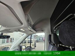 VOLKSWAGEN Crafter 35 2,0TDi 140PS MR2 HochFWD/AHK3,0t