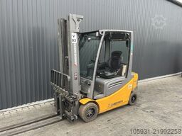 Jungheinrich EFG320