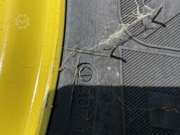 BKT 280/70 R20 Agrimax RT 765